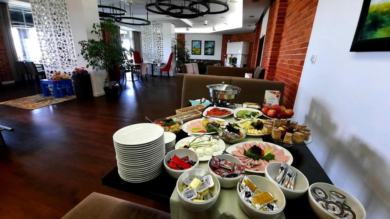 Hotel Weranda Lopuszno Jedle  ภายนอก รูปภาพ