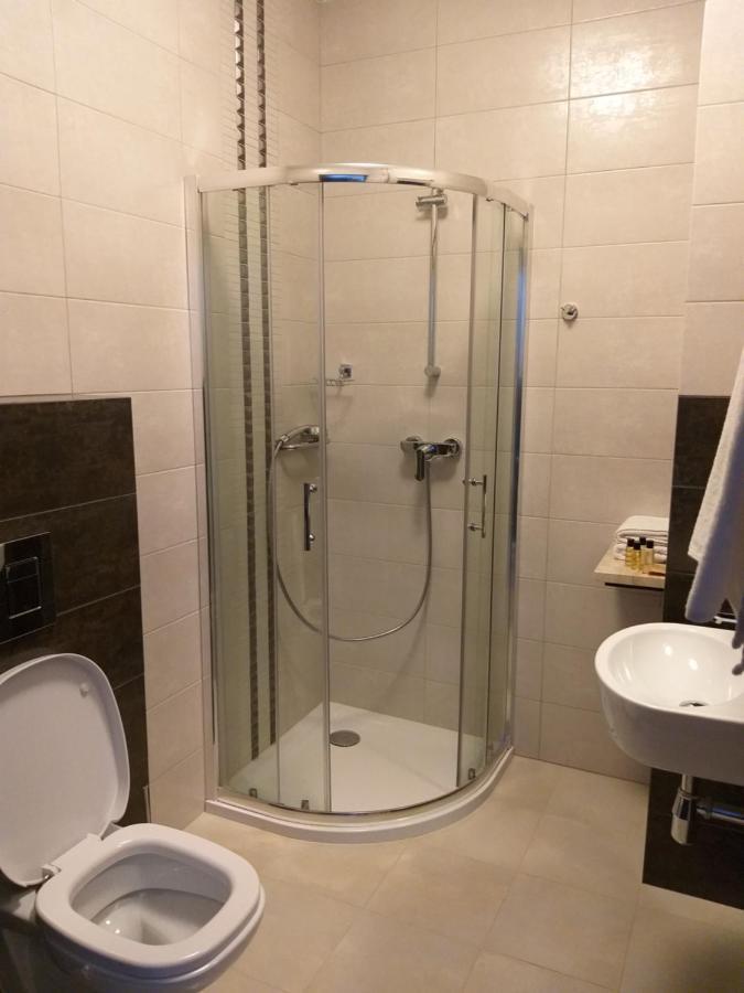 Hotel Weranda Lopuszno Jedle  ภายนอก รูปภาพ