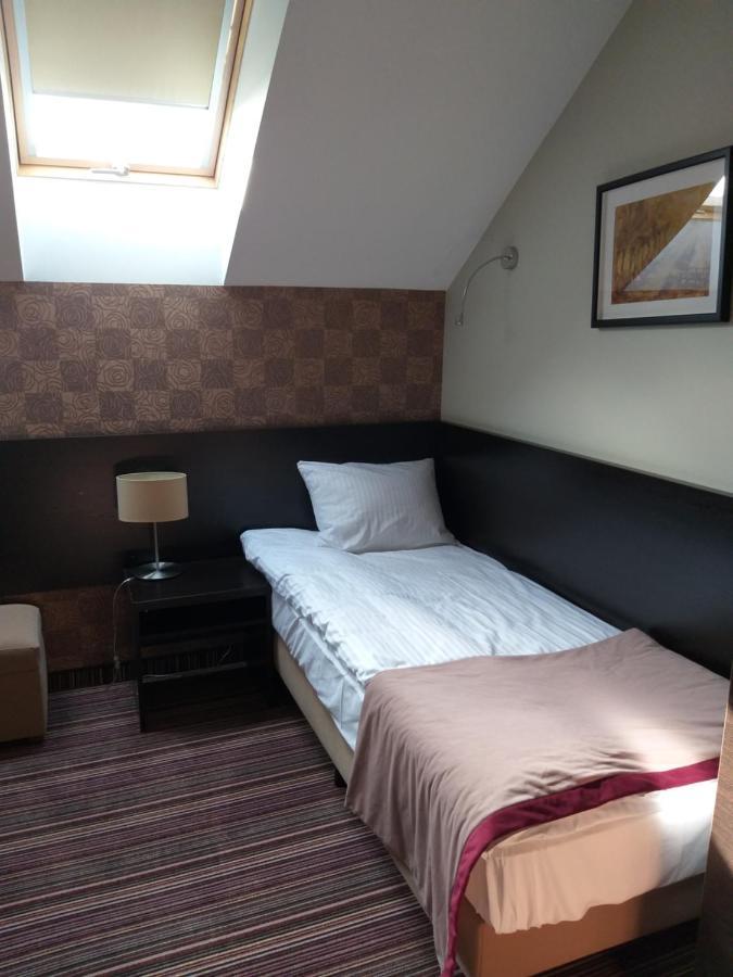 Hotel Weranda Lopuszno Jedle  ภายนอก รูปภาพ