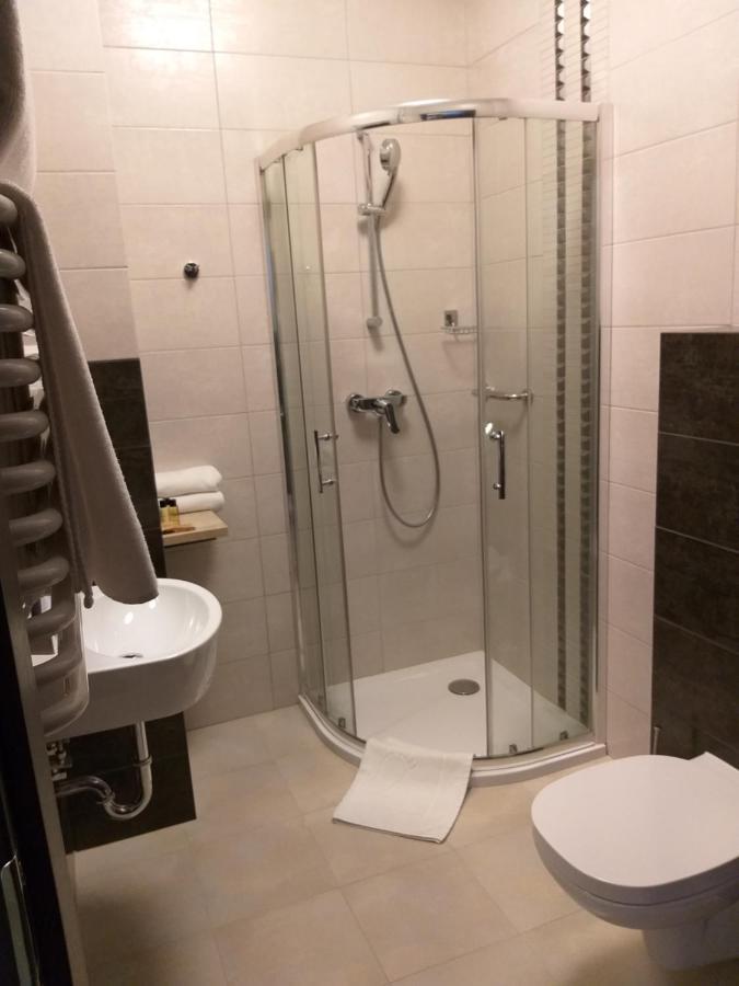 Hotel Weranda Lopuszno Jedle  ภายนอก รูปภาพ