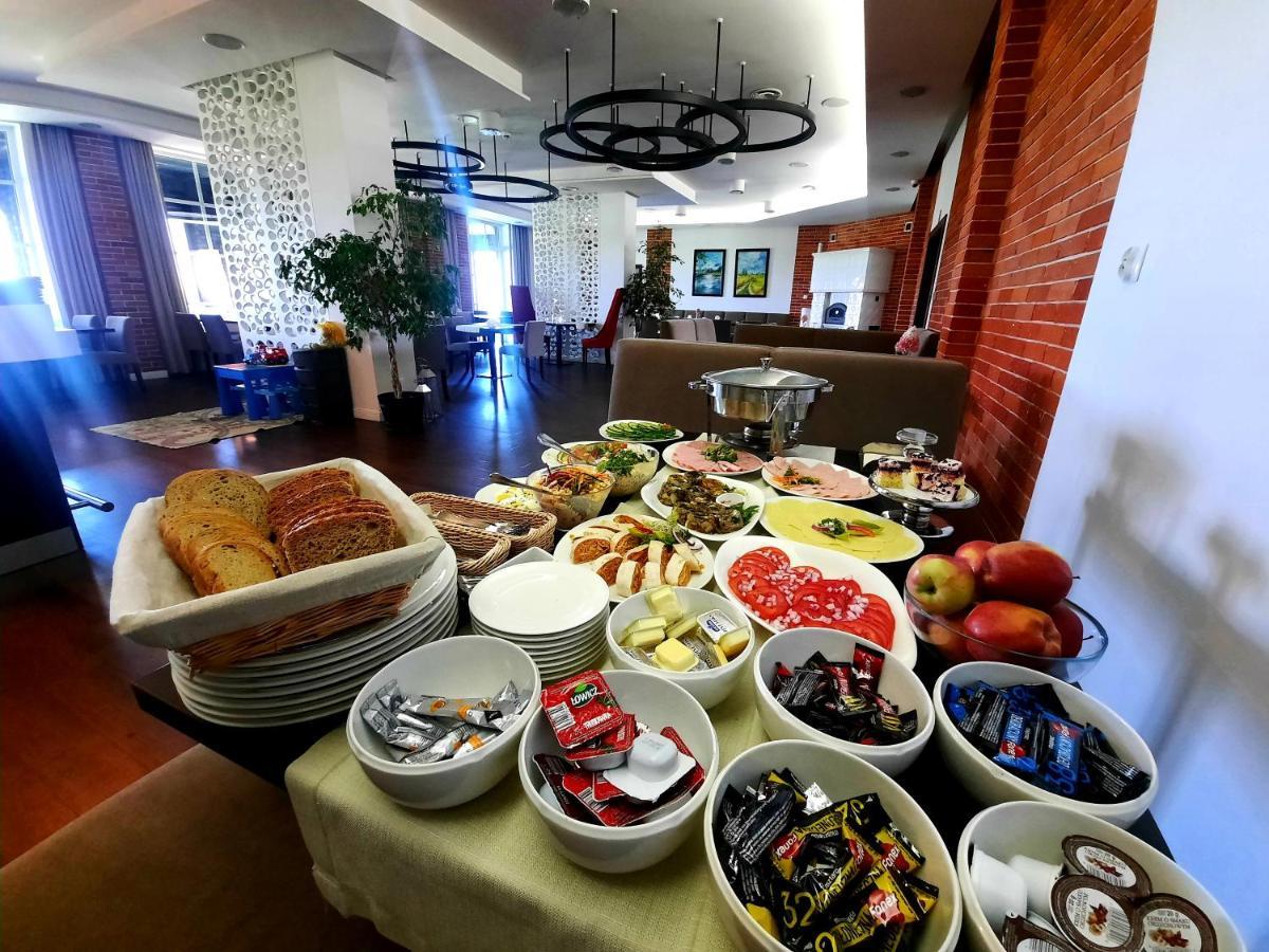 Hotel Weranda Lopuszno Jedle  ภายนอก รูปภาพ