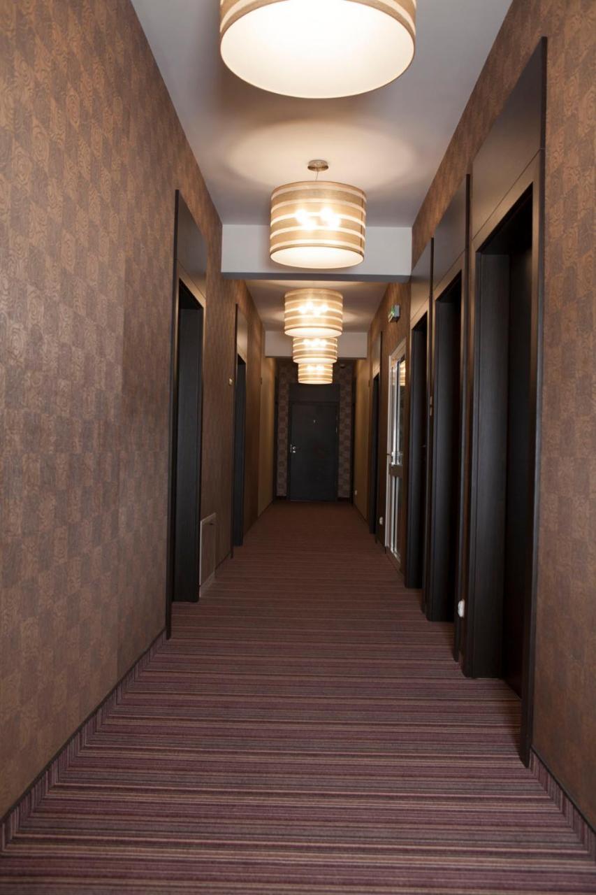 Hotel Weranda Lopuszno Jedle  ภายนอก รูปภาพ